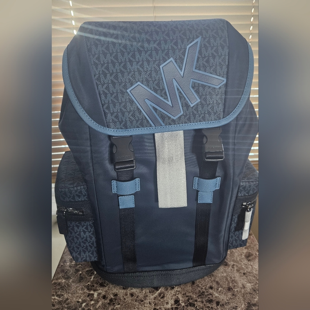 Michael Kors Cooper Backpack Cornflower $498 - Picture 3 of 6